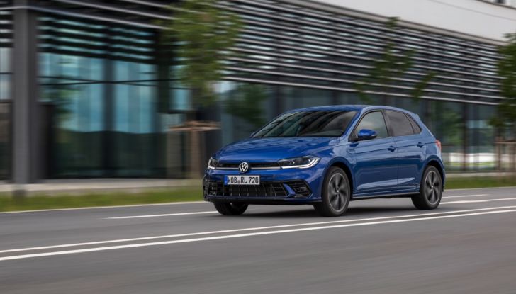 [VIDEO] Nuova Volkswagen Polo Restyling 2022: Prova su strada, opinioni, versioni e prezzi - Foto 1 di 41