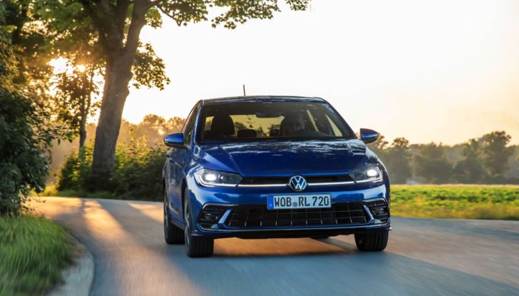 [VIDEO] Nuova Volkswagen Polo Restyling 2022: Prova su strada, opinioni, versioni e prezzi - Foto 10 di 41
