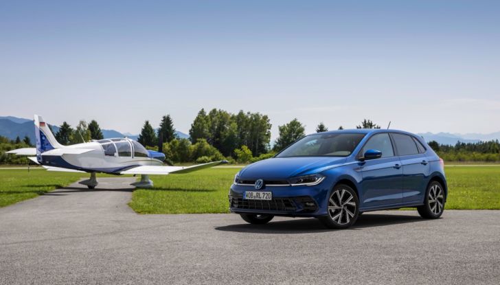[VIDEO] Nuova Volkswagen Polo Restyling 2022: Prova su strada, opinioni, versioni e prezzi - Foto 12 di 41