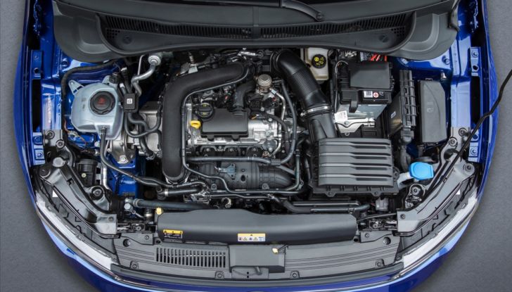 [VIDEO] Nuova Volkswagen Polo Restyling 2022: Prova su strada, opinioni, versioni e prezzi - Foto 21 di 41