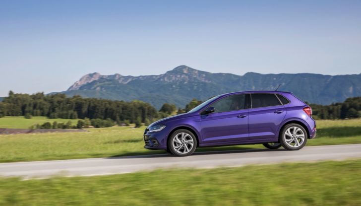 [VIDEO] Nuova Volkswagen Polo Restyling 2022: Prova su strada, opinioni, versioni e prezzi - Foto 28 di 41