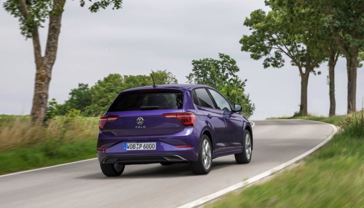 [VIDEO] Nuova Volkswagen Polo Restyling 2022: Prova su strada, opinioni, versioni e prezzi - Foto 29 di 41