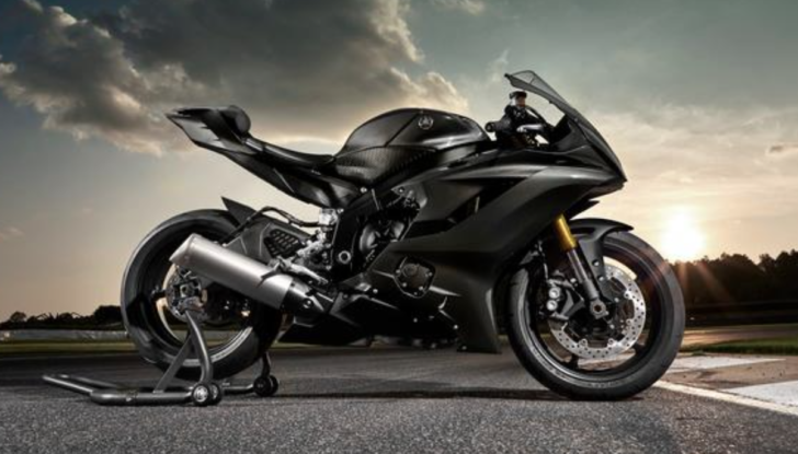 Yamaha: presentate la R6 Race e la R6 GYTR MY 2022 - Foto 13 di 14