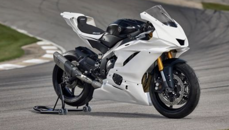 Yamaha: presentate la R6 Race e la R6 GYTR MY 2022 - Foto 5 di 14