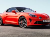 Alpine A110 2022: la sportiva francese si rinnova in tre versioni (base, GT e S)