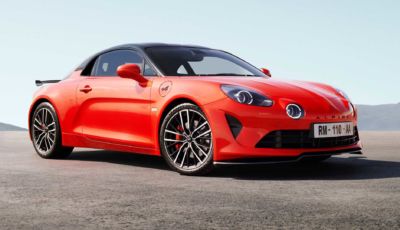 Alpine A110 2022: la sportiva francese si rinnova in tre versioni (base, GT e S)