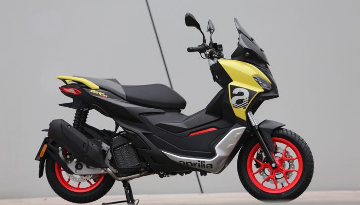 Aprilia SR GT: la Casa di Noale toglie i veli al suo primo scooter “urban adventure” - Foto 6 di 18