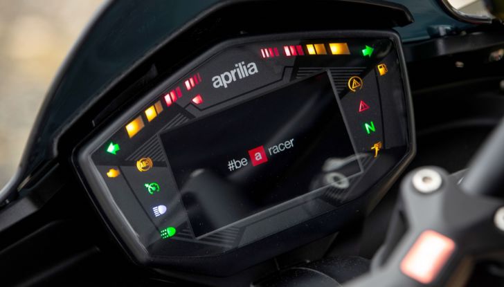 Aprilia Tuono 660: la Factory da 100 CV è più cattiva che mai! - Foto 13 di 13