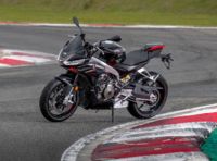 Aprilia Tuono 660: la Factory da 100 CV è più cattiva che mai!