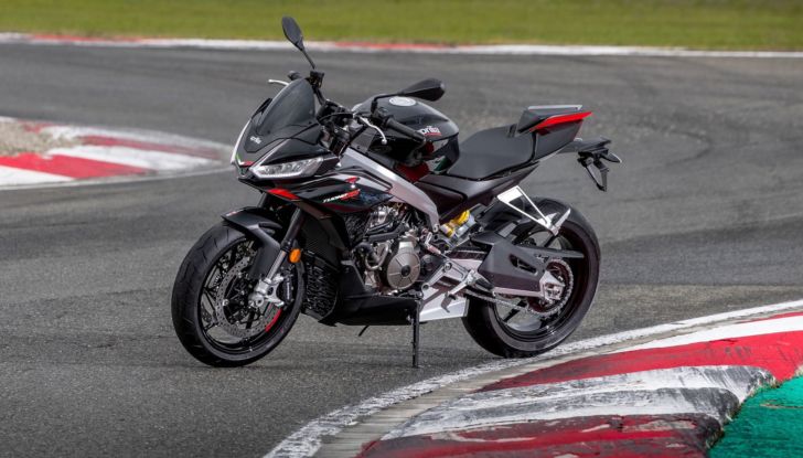 Aprilia Tuono 660: la Factory da 100 CV è più cattiva che mai! - Foto 1 di 13