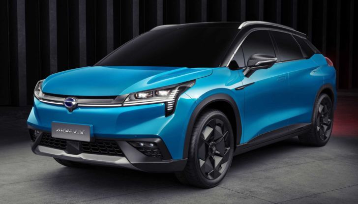 SUV Gac Aion LX Plus: autonomia di 1000 km e ricarica in 8 minuti - Foto 4 di 7