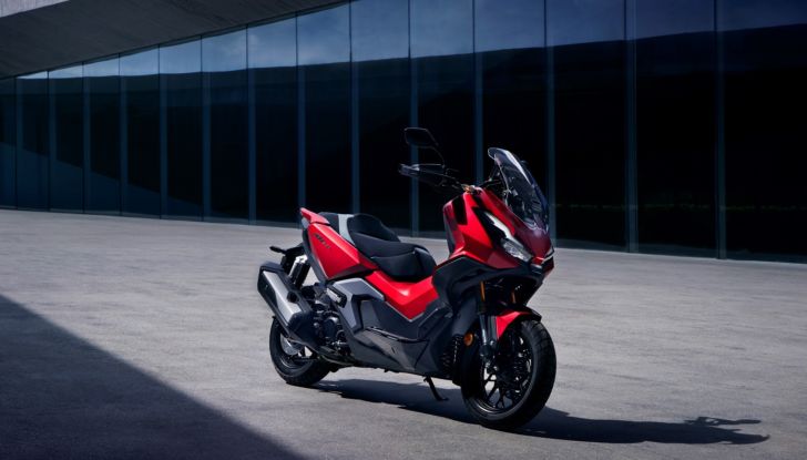 Honda ADV 350: ad Eicma 2021 debutta il fratello minore dell’X-ADV - Foto 2 di 16