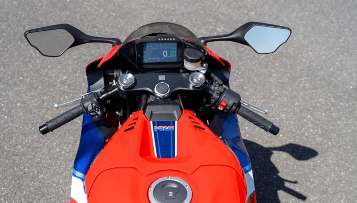 Honda CBR 250 RR 2022: una Fireblade in miniatura - Foto 30 di 31