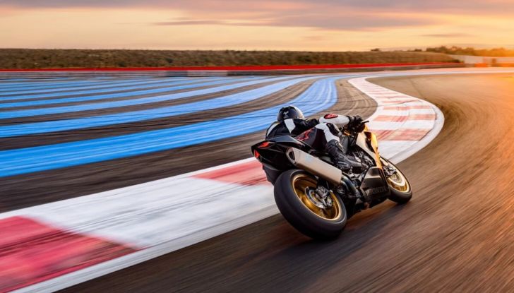 Honda CBR 250 RR 2022: una Fireblade in miniatura - Foto 29 di 31