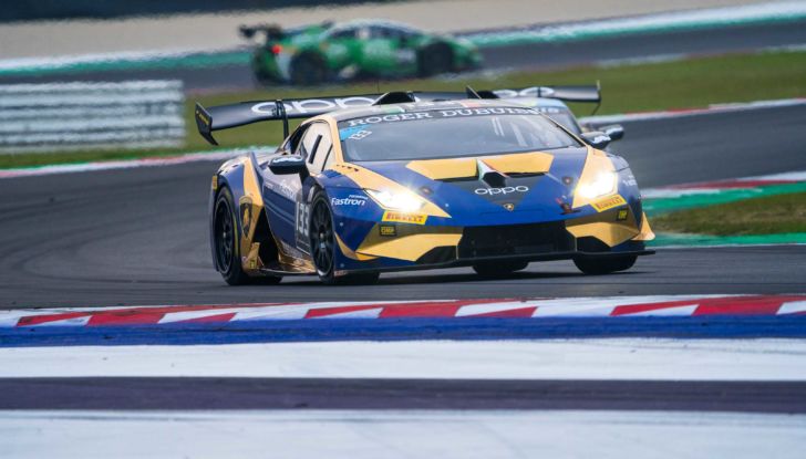 A Misano la Vincenzo Sospiri vince le Finali Mondiali Lamborghini 2021 - Foto 14 di 40