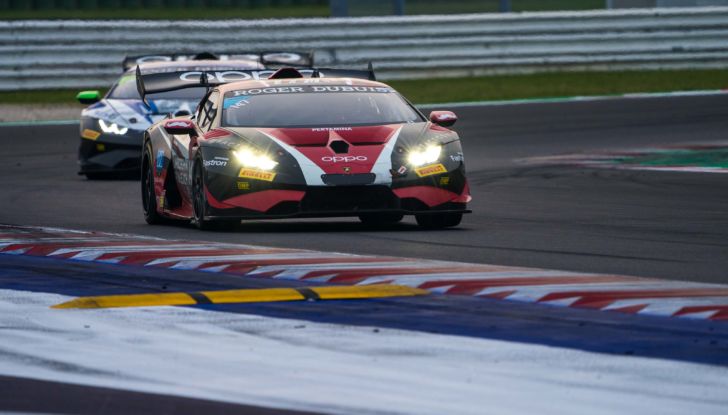 A Misano la Vincenzo Sospiri vince le Finali Mondiali Lamborghini 2021 - Foto 15 di 40