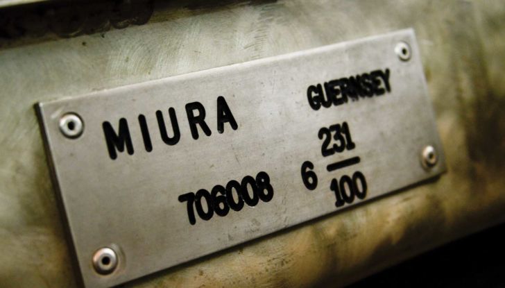 RM Sotheby’s mette all’asta una Lamborghini Miura… in versione motoscafo! - Foto 13 di 15