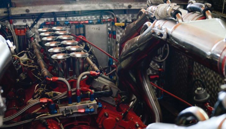 RM Sotheby’s mette all’asta una Lamborghini Miura… in versione motoscafo! - Foto 14 di 15