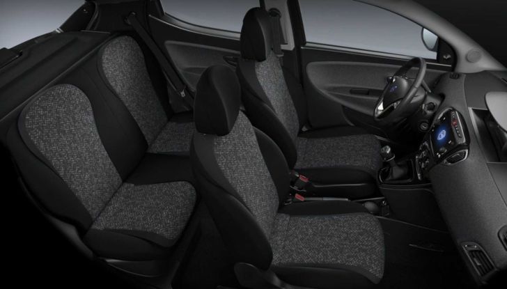 Lancia Ypsilon diventa UnYca e si compra online a 12.500 Euro - Foto 7 di 7