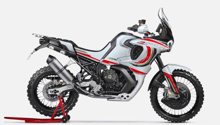 MV Agusta 9.5 Project, la maxi enduro è pronta al debutto ufficiale - Foto 11 di 12