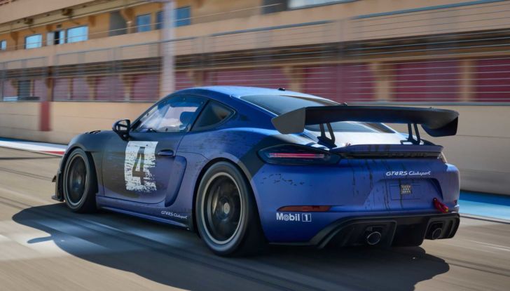 Lotta in famiglia: la Porsche 718 Cayman GT4 RS (anche Clubsport) sfida la 911 GT3! - Foto 18 di 23