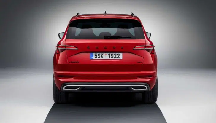 Skoda Karoq 2022: il restyling è più tecnologico ed eco-sostenibile - Foto 16 di 18