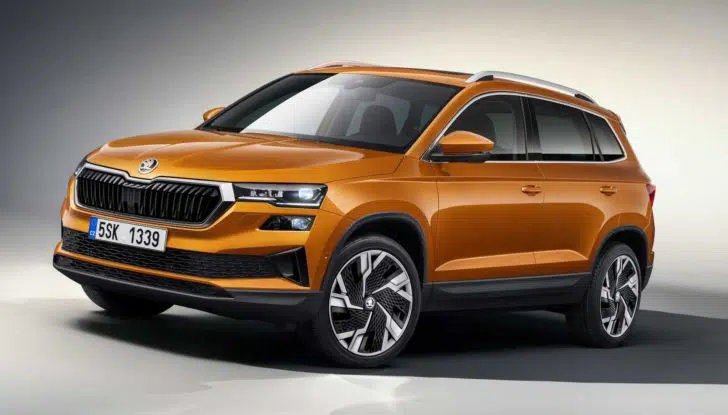 Skoda Karoq 2022: il restyling è più tecnologico ed eco-sostenibile - Foto 7 di 18