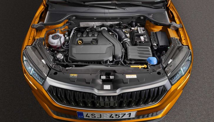 Skoda Karoq 2022: il restyling è ordinabile in Italia da 27.200 Euro - Foto 9 di 18