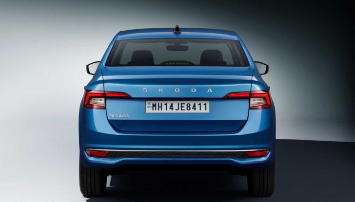 Skoda Slavia: la nuova berlina avrà solo motori a benzina - Foto 6 di 14