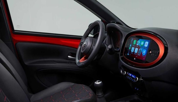 Toyota Aygo X prova su strada, caratteristiche e prezzi - Foto 13 di 13