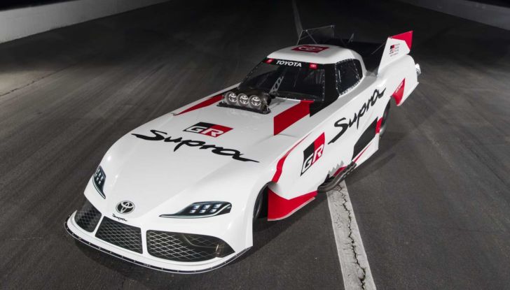 Toyota Supra: la “Funny Car” in versione dragster supera gli 11.000 cavalli! - Foto 5 di 6