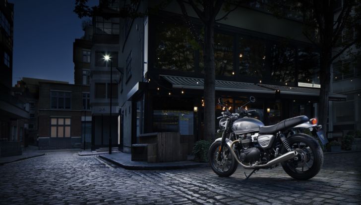 Triumph Daytona 660: c’è la data della presentazione - Foto 9 di 22