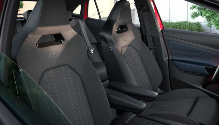 Volkswagen ID.5: svelato il primo SUV Coupé elettrico (anche GTX) da 299 CV - Foto 17 di 17