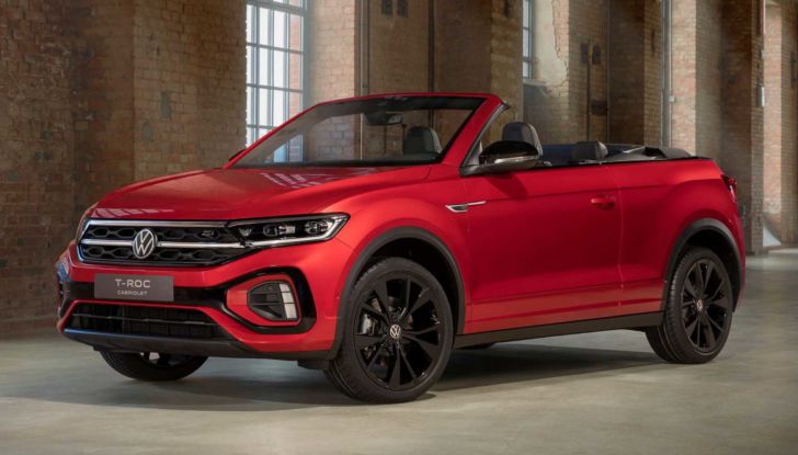 Volkswagen T-Roc: la prova su strada del restyling 2022 - Foto 16 di 19