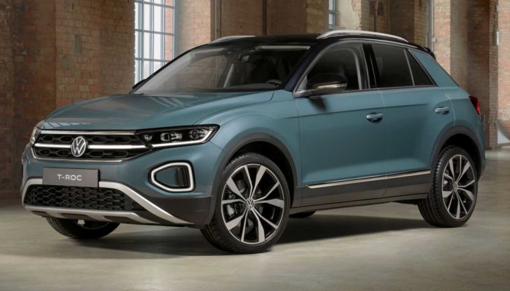 Volkswagen T-Roc: la prova su strada del restyling 2022 - Foto 5 di 19