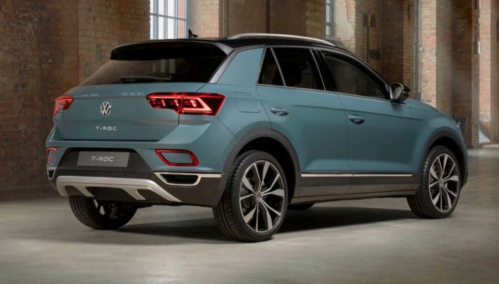 Volkswagen T-Roc: la prova su strada del restyling 2022 - Foto 6 di 19