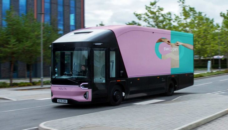 Volta Zero: il camion elettrico anglo-svedese pronto per i test su strada - Foto 11 di 18