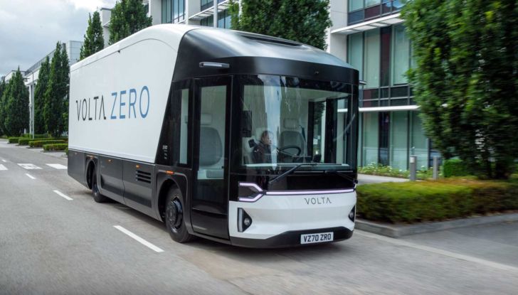 Volta Zero: il camion elettrico anglo-svedese pronto per i test su strada - Foto 1 di 18