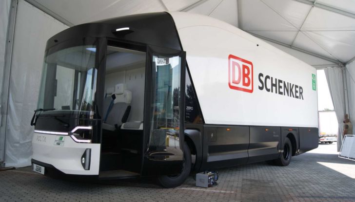Volta Zero: il camion elettrico anglo-svedese pronto per i test su strada - Foto 8 di 18