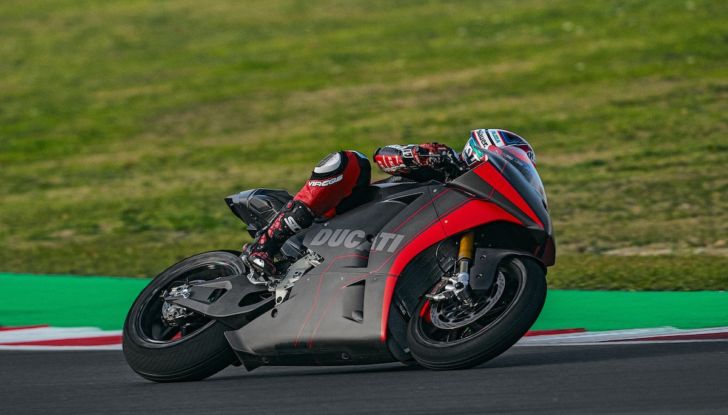 Ducati MotoE in pista per prima volta a Misano - Foto 5 di 6