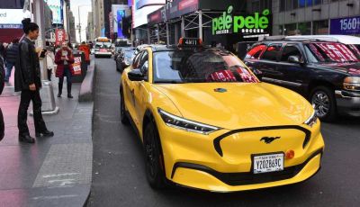 New York: tra i taxi c’è anche una Ford Mustang Mach-E