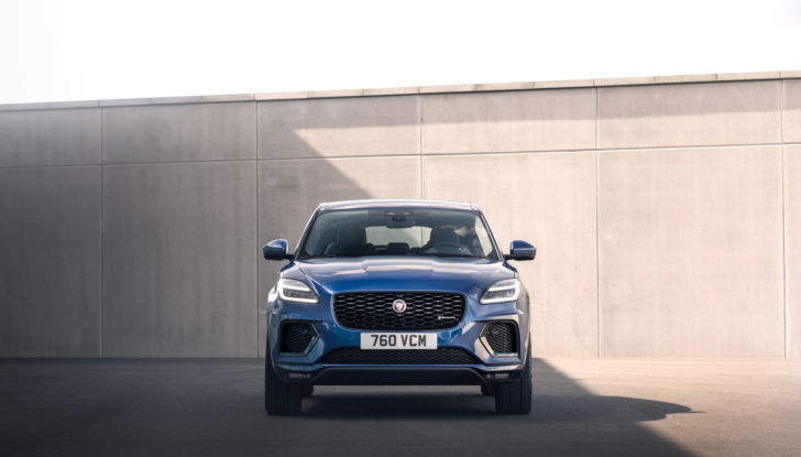 [Video] Jaguar E-Pace prova su strada, caratteristiche e prezzi - Foto 10 di 24