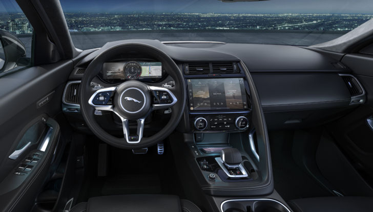 [Video] Jaguar E-Pace prova su strada, caratteristiche e prezzi - Foto 20 di 24