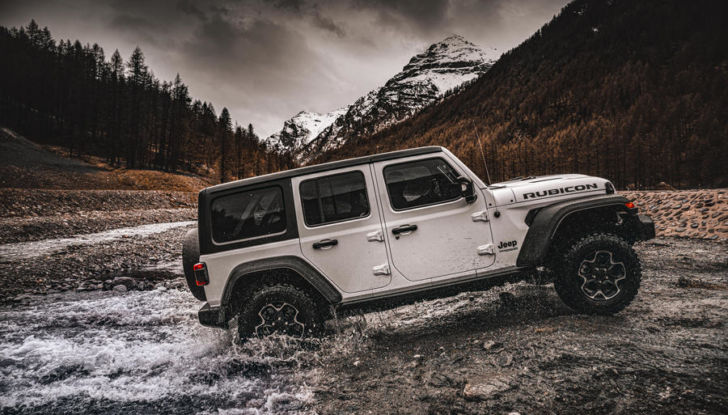 Jeep Wrangler e Gladiator Freedom: l’edizione speciale in onore dell’Esercito USA - Foto 1 di 6
