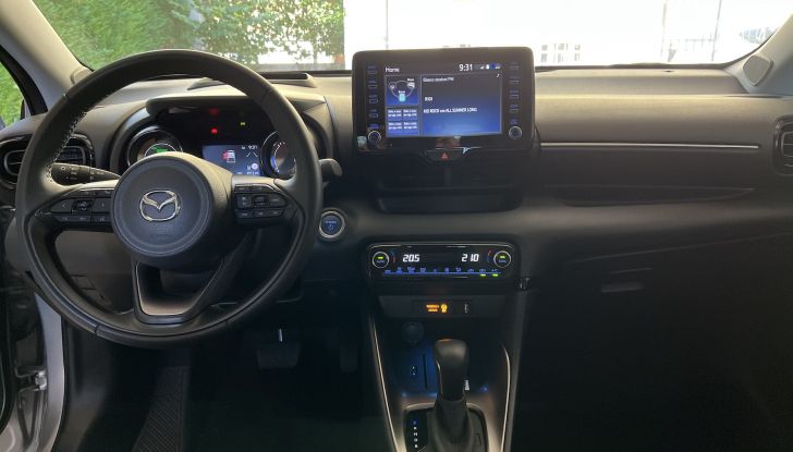 Mazda2 2022: la prova su strada del Full Hybrid da 116 cavalli - Foto 19 di 20