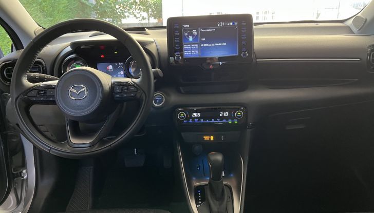 Mazda2 2022: la prova su strada del Full Hybrid da 116 cavalli - Foto 20 di 20