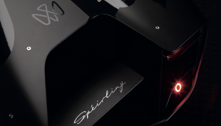 McMurtry Spéirling: la Batmobile (compatta) a zero emissioni ma con 1000 CV - Foto 11 di 12