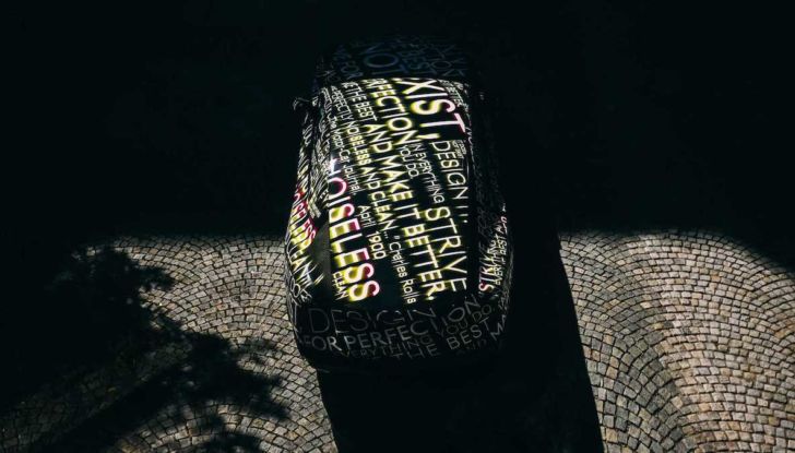 Rolls-Royce Spectre, il marchio inglese si butta sull’elettrico - Foto 2 di 4