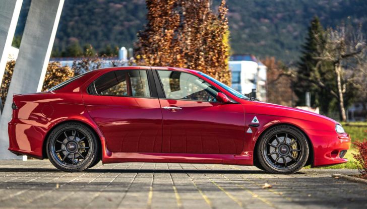 Alfa Romeo 156: questa GTA modificata chiude il cerchio con la Giulia GTAm - Foto 8 di 21