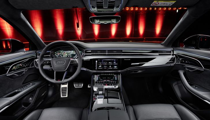 Audi A8 TFSI e 2022: l’ibrida plug-in arriva a marzo da 115.500 Euro - Foto 13 di 17